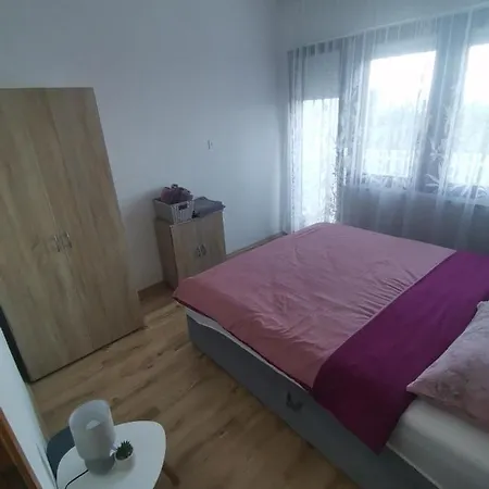Lora Apartment